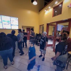Mama Margie's Mexican Restaurant - Order with a cashier or at the pedestal, very convenient