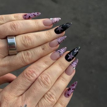 Natural Nail Bar - cateye designs - Nail Salons Near Me - Toronto, Ontario Natural Nail Bar - cateye designs - Nail Salons Near Me - Toronto, Ontario