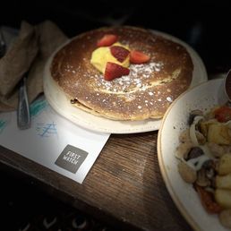 Lemon Ricotta Pan Cakes