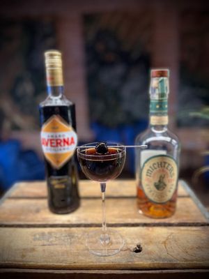 One Legged Magpie by null