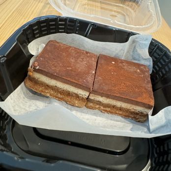 Mario's Pizza - Vegan tiramisu - Pizza Near Me - Orlando, Florida