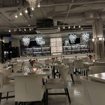 La Vie - Cocktail Bars Near Me - Washington, DC, District of Columbia