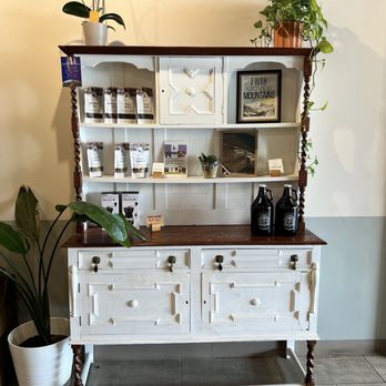 El Porton Coffee  - Coffee & Tea Near Me - Dallas, Texas