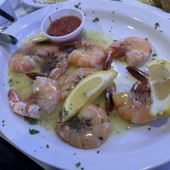 Hellas Restaurant - 1/2 pound shrimp - Bakeries Near Me - Tarpon Springs, Florida Hellas Restaurant - 1/2 pound shrimp - Bakeries Near Me - Tarpon Springs, Florida