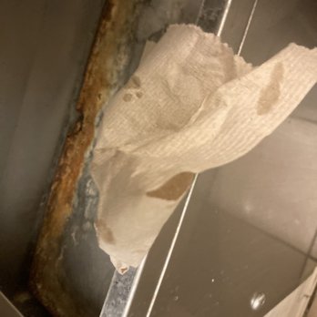 Barnes & Noble - Bathroom, literally mold. Disgusting!!! It's been like this for more than a YEAR !! - Bookstores Near Me - Manhattan Beach, California Barnes & Noble - Bathroom, literally mold. Disgusting!!! It's been like this for more than a YEAR !! - Bookstores Near Me - Manhattan Beach, California