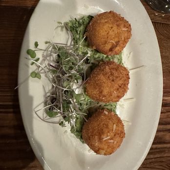 La Barrita Restobar - Steakhouses Near Me - Baltimore, Maryland La Barrita Restobar - Steakhouses Near Me - Baltimore, Maryland