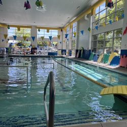 Kids Club Fun & Fitness - Swimming pool for lessons
