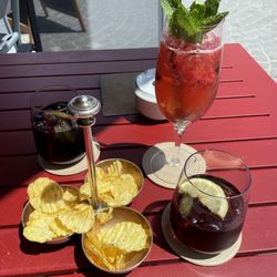 Edward's Bar - Berry spritz with tons of fresh berries - so refreshing! Coke with lemon wedges and chips for a bar snack.