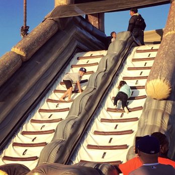 Pa's Pumpkin Patch - Amusement Parks Near Me - Lakewood, California
