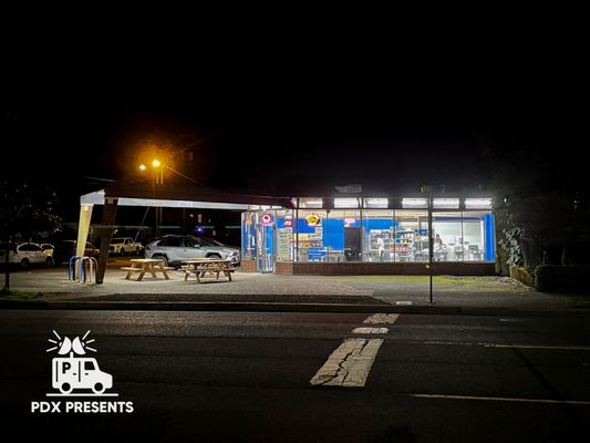 Lombardo's Pizzeria by null