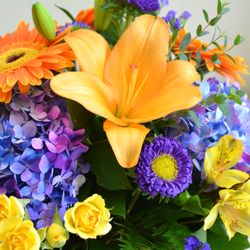 Carmin's Flower & Gift Shop