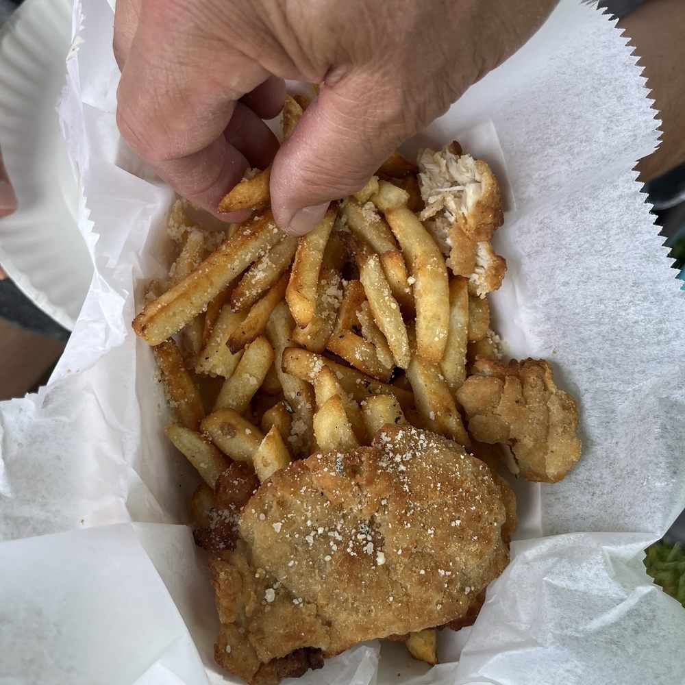 Benvenuti's Pizza Factory - French fries and chicken tenders - Food Trucks Near Me - Pittsburgh, Pennsylvania Benvenuti's Pizza Factory - French fries and chicken tenders - Food Trucks Near Me - Pittsburgh, Pennsylvania