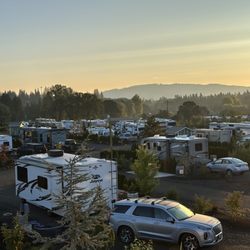 Dundee Hills Resort