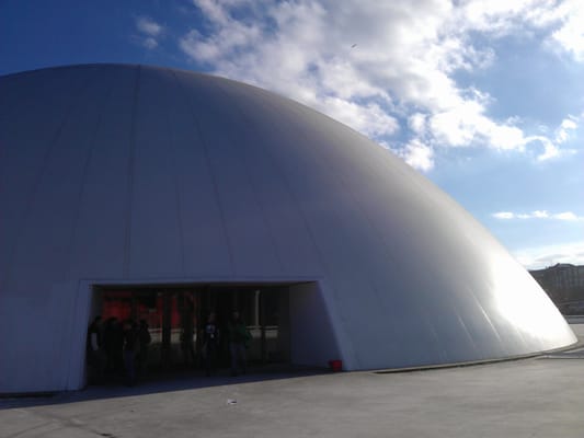 Oscar Niemeyer International Cultural Centre by null