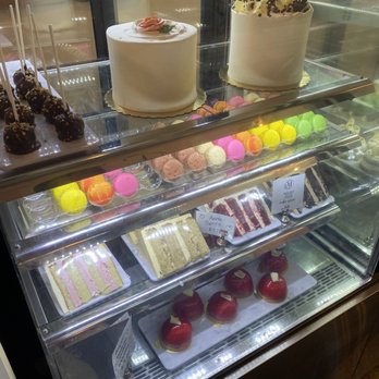 Meringue Bakery & Cafe - Bakeries Near Me - La Crosse, Wisconsin Meringue Bakery & Cafe - Bakeries Near Me - La Crosse, Wisconsin