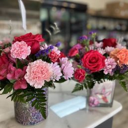 Stunning, beautiful, long lasting flowers. Stunning, beautiful, long lasting flowers.