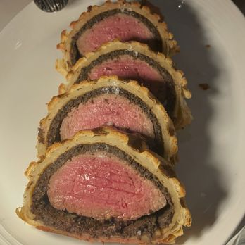 Gordon Ramsay Steak - Steakhouses Near Me - Richmond, British Columbia