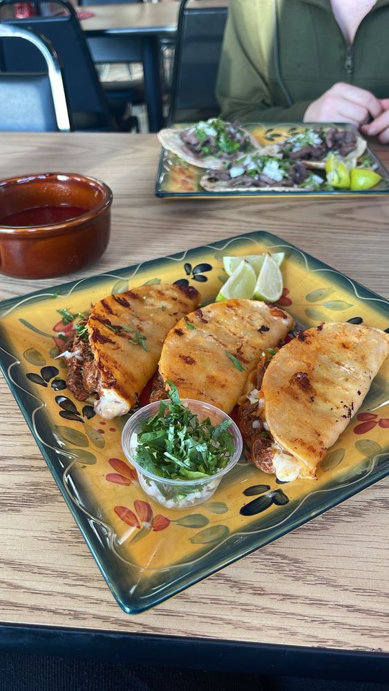 Amigos Pizza and More