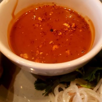 Little Sister - 'Goi cuon' is shrimp and pork stuffed in a roll of rice paper and some peanut sauce. It is unique and a must-try. - Vietnamese Near Me - Los Angeles, California Little Sister - 'Goi cuon' is shrimp and pork stuffed in a roll of rice paper and some peanut sauce. It is unique and a must-try. - Vietnamese Near Me - Los Angeles, California