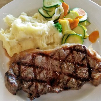 Jack's Restaurant & Bar - Early bird petite New York Steak with mixed veggies and Yukon Gold mashed potatoes - Breakfast & Brunch Near Me - Newark, California