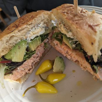 Alma Verde - Salmon sandwich on focaccia - Vegetarian Near Me - Tijuana, BCN Alma Verde - Salmon sandwich on focaccia - Vegetarian Near Me - Tijuana, BCN