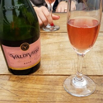 El Internado - Sparkling rosé - Gastropubs Near Me - Valparaíso, VS