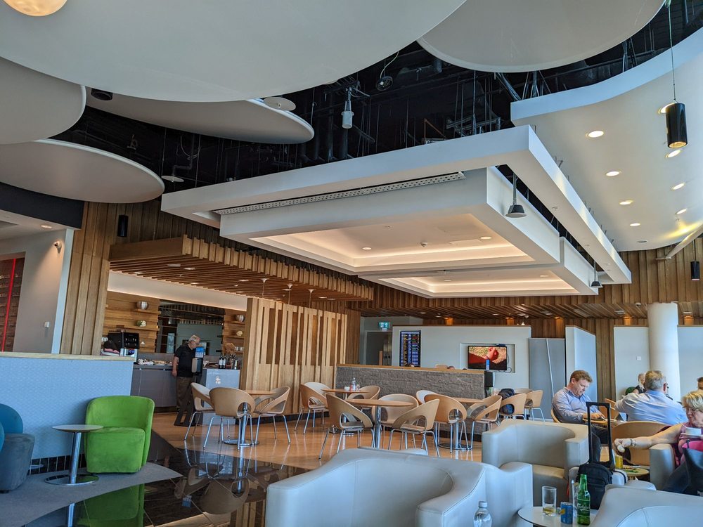 AER LINGUS GOLD CIRCLE LOUNGE Updated November 2024 17 Photos