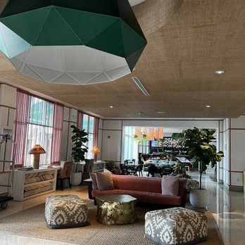 Kimpton Surfcomber Hotel - Lobby - Hotels Near Me - Miami Beach, Florida Kimpton Surfcomber Hotel - Lobby - Hotels Near Me - Miami Beach, Florida