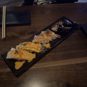 Kan Sushi - Cheese Shrimp - Sushi Bars Near Me - Honolulu, Hawaii