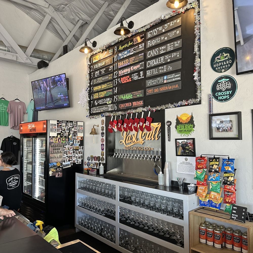 Last Call Brewing - The bar - Breweries Near Me - Oakdale, California Last Call Brewing - The bar - Breweries Near Me - Oakdale, California
