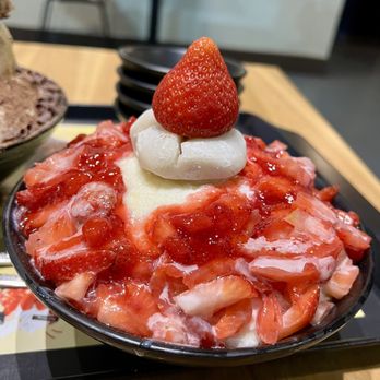 Sulbing - Strawberry - Desserts Near Me - Santa Clara, California Sulbing - Strawberry - Desserts Near Me - Santa Clara, California