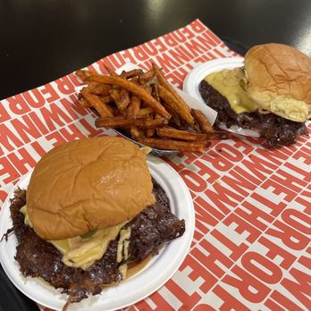 For The Win - Burgers Near Me - Alhambra, California For The Win - Burgers Near Me - Alhambra, California