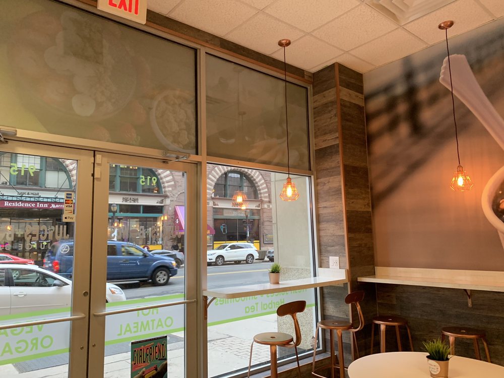 GELI’S JUICES & ACAI BOWLS 81 Photos & 31 Reviews 915 Main St