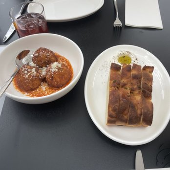 La Collina - Arancini, Focaccia - Italian Near Me - Washington, DC, District of Columbia
