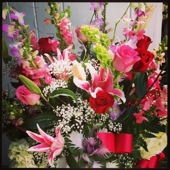 Aly's Precious Flowers - Florists Near Me - North Hills, California Aly's Precious Flowers - Florists Near Me - North Hills, California