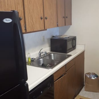 Kahana Reef Association - Old kitchen. - Vacation Rentals Near Me - Lahaina, Hawaii Kahana Reef Association - Old kitchen. - Vacation Rentals Near Me - Lahaina, Hawaii
