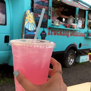 Wake Up Delicious - Dragon fruit lemonade - Hawaiian Near Me - Hanalei, Hawaii