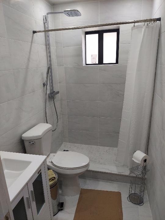 Slide of Gatos Cleaning Service