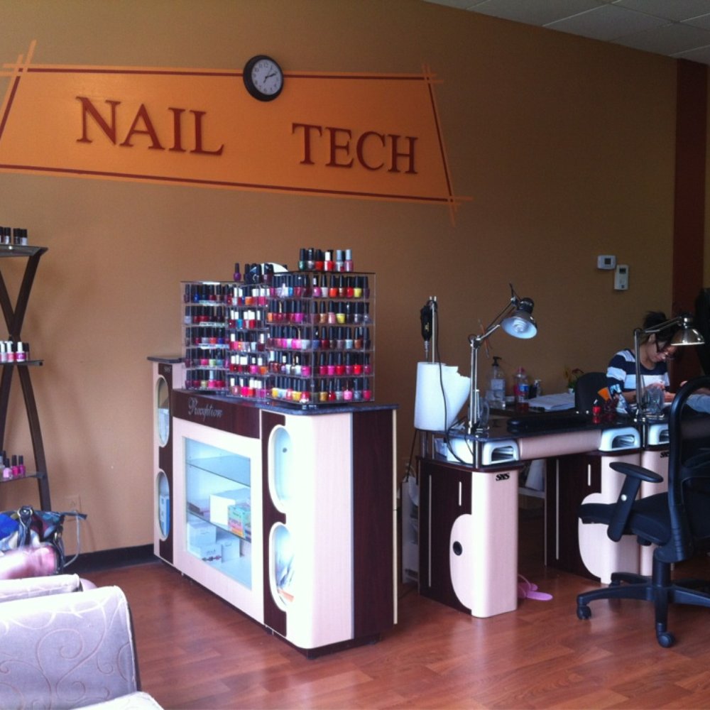 Nail Tech - Nail Salons Near Me - Chesterfield, Missouri Nail Tech - Nail Salons Near Me - Chesterfield, Missouri