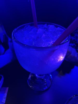 Two Tones Dueling Piano Bar by null