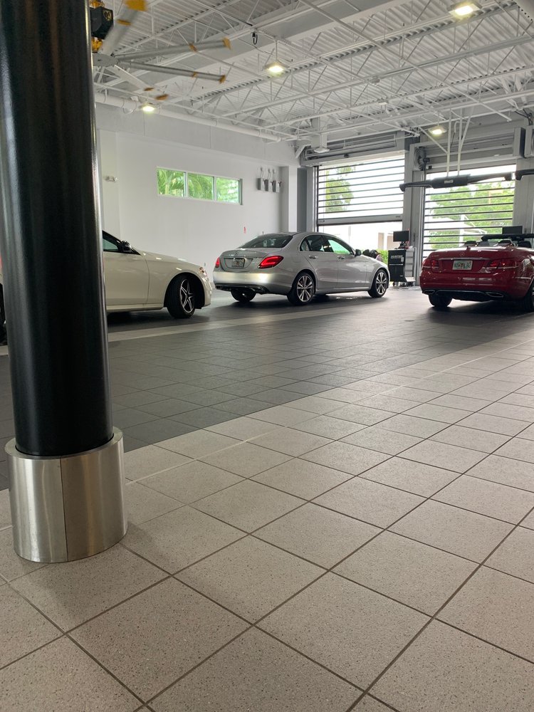 MERCEDESBENZ OF NAPLES Updated June 2024 13 Photos & 86 Reviews