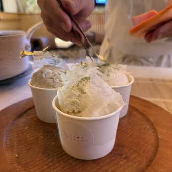 Snow Crane - Ice cream - Desserts Near Me