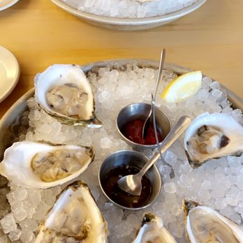 Viale - Dozen East Coast Oysters - Italian Near Me - Cambridge, Massachusetts Viale - Dozen East Coast Oysters - Italian Near Me - Cambridge, Massachusetts