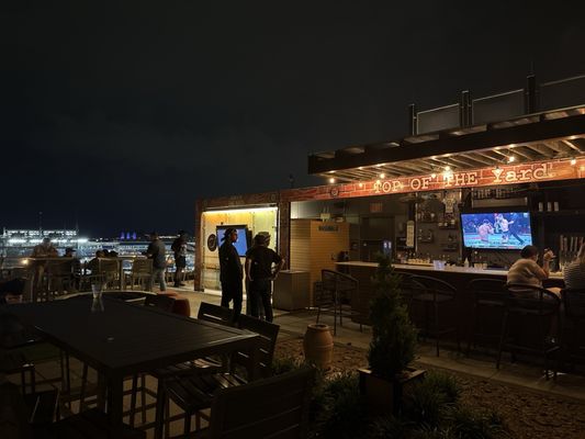 Top of the Yard Rooftop Bar & Bites by null