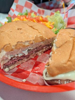 Hut’s Hamburgers by null