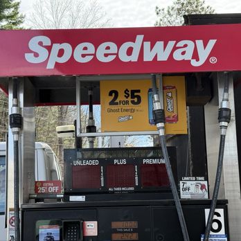 Speedway - Speedway, East Greenbush: display lights broken on pump, no prices - Gas Stations Near Me - Castleton On Hudson, New York