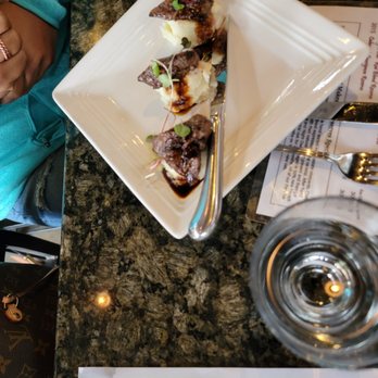 Wise Villa Winery - Steak bites - Wine Tasting Room Near Me - Lincoln, California