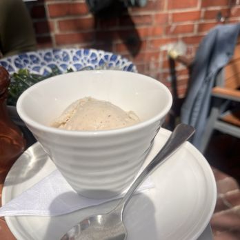 Eva Boston - New American Near Me - Boston, Massachusetts