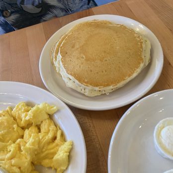 Crossroads Diner - Pancakes - Breakfast & Brunch Near Me - Plano, Texas
