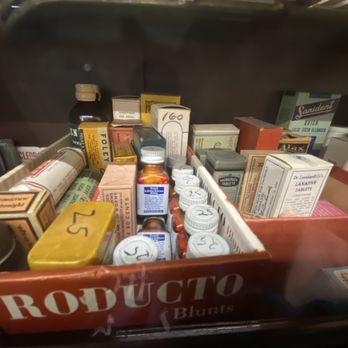 Thrift & Dollar - Thrift Stores Near Me - Aurora, Illinois